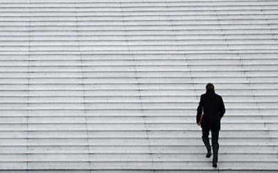 16 Steps for Building a Sustainable NFP Business Model